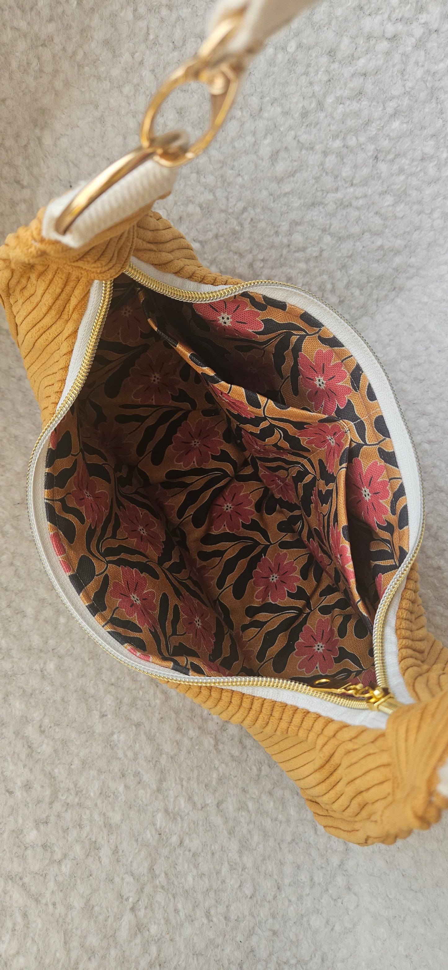 sac à main demi lune fait main jaune moutarde fait en france