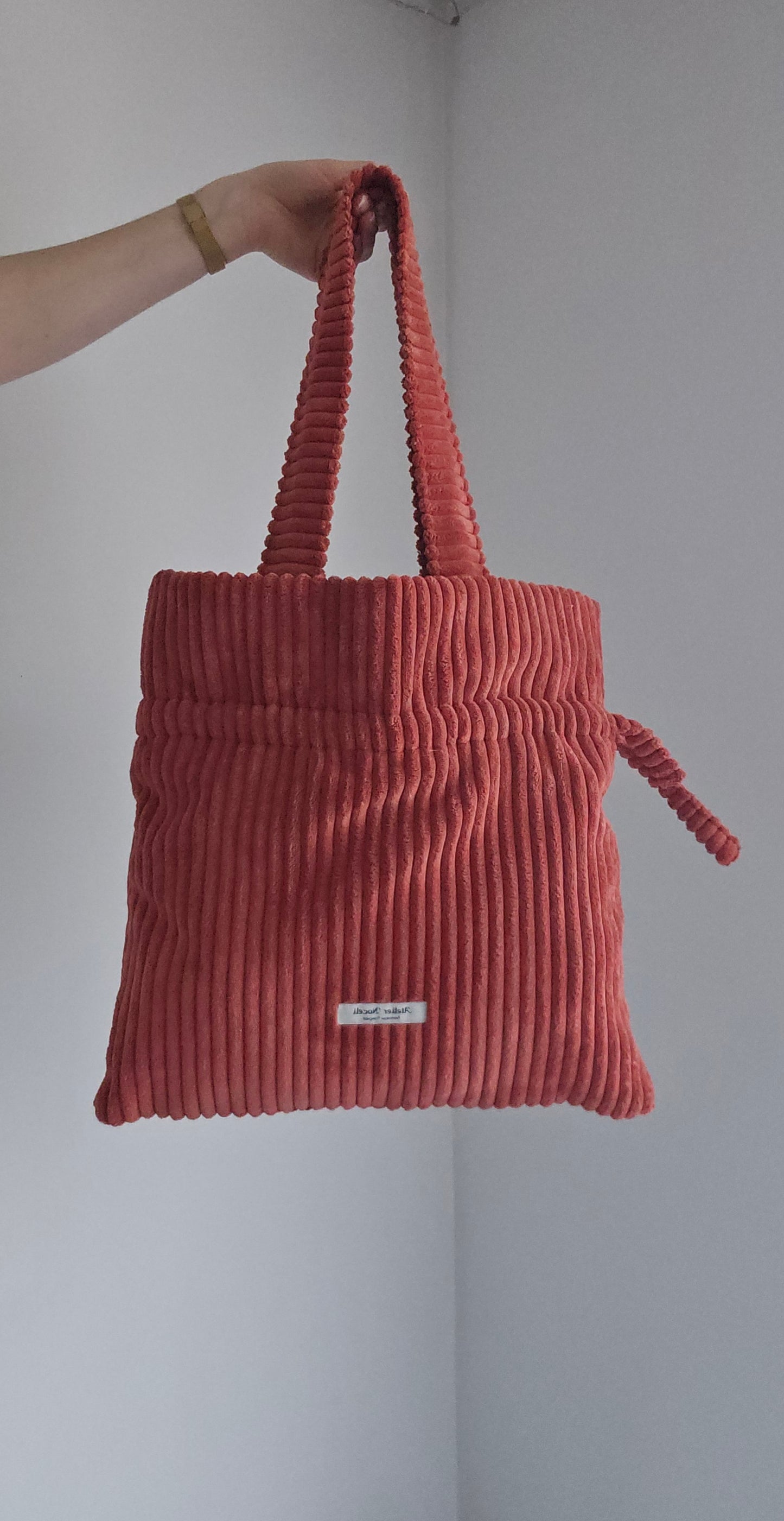 sac tote bag cabas en velours rouge cotelé fait main en france