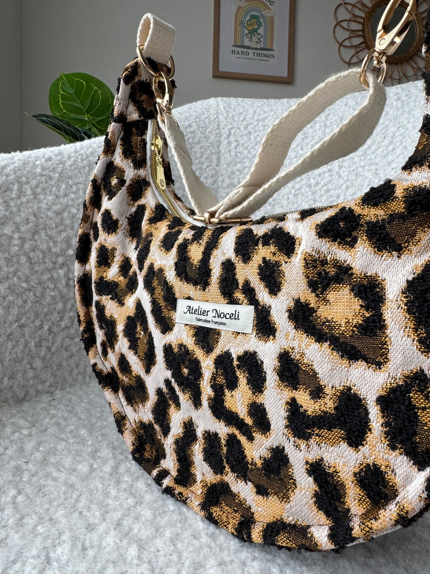 Sac demi lune AURORE léopard