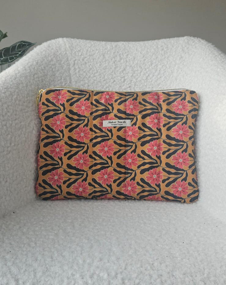 housse d'ordinateur tissu fleurie jaune moutarde rose et noir et velours cotelé fait main en France 