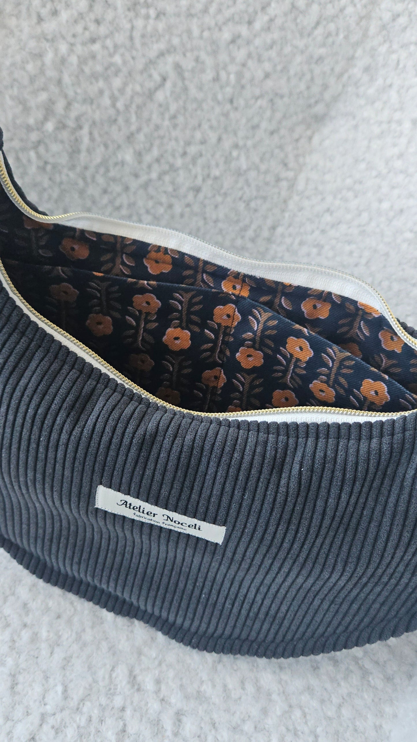 sac a main velours cotelé fait main en france couleur gris anthracite noir