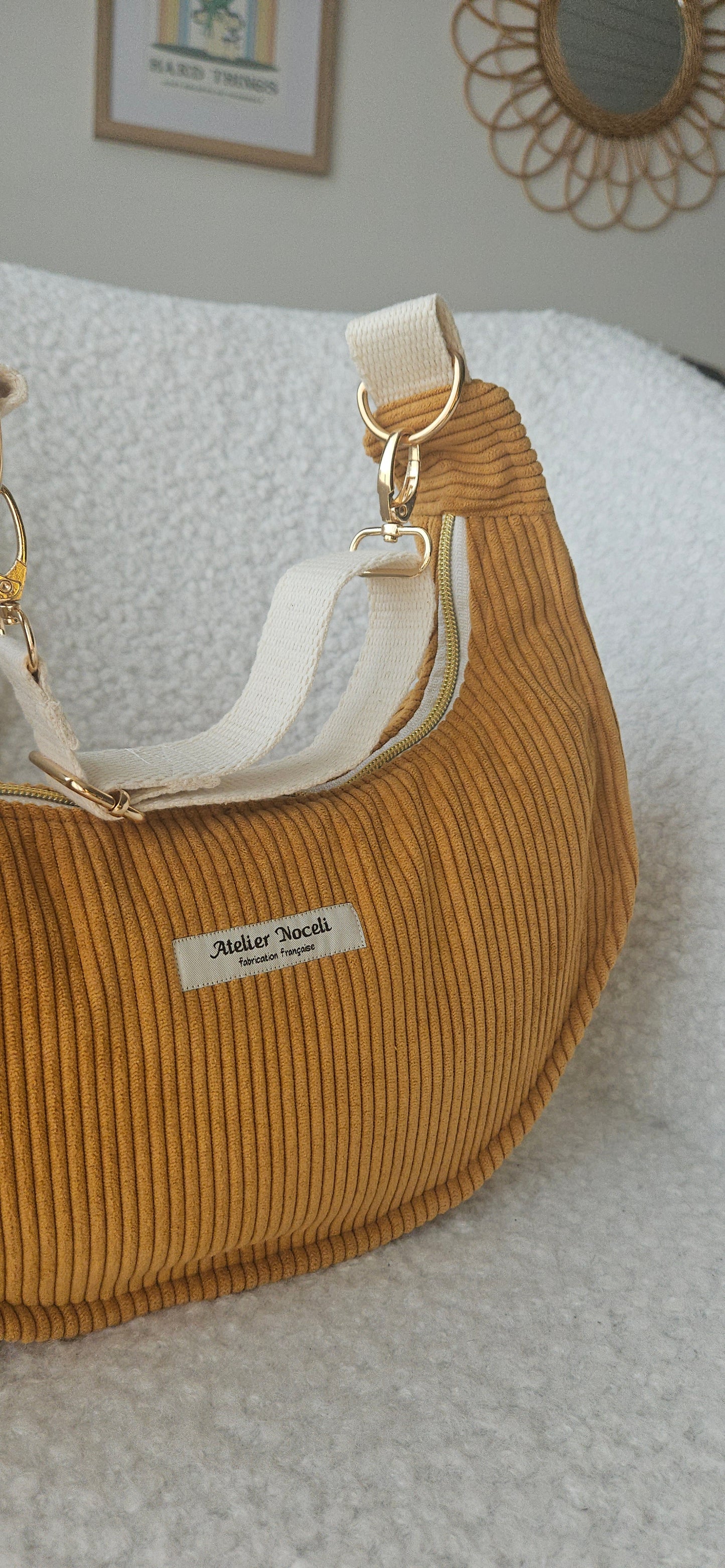 sac à main demi lune fait main jaune moutarde fait en france