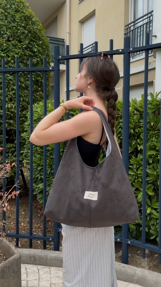 sac cabas en suedine noir gris anthracite fait main en france sac fourre tout sac de cours sac tendance pinterest