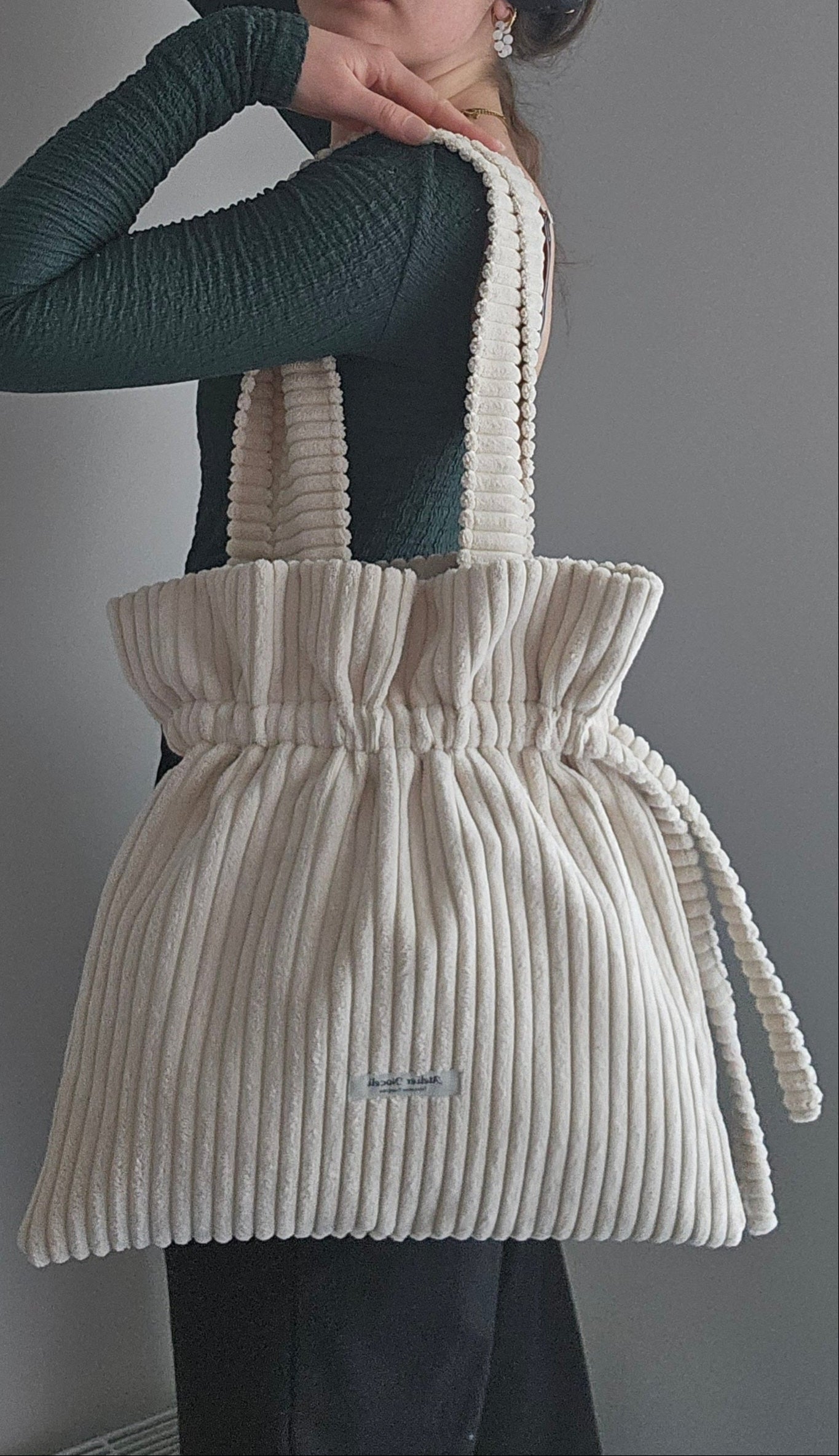 sac tote bag en velours cotelé beige resserable fait main en france tendance