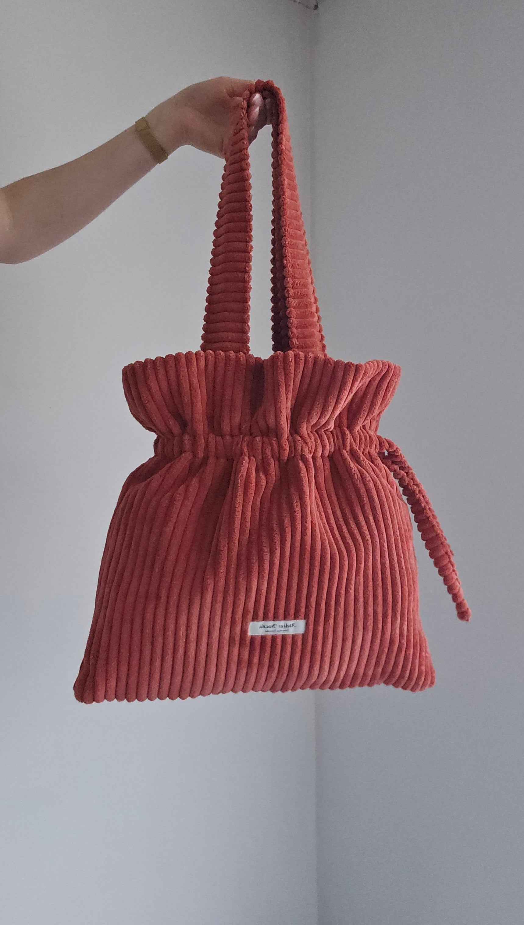 sac tote bag cabas en velours rouge cotelé fait main en france