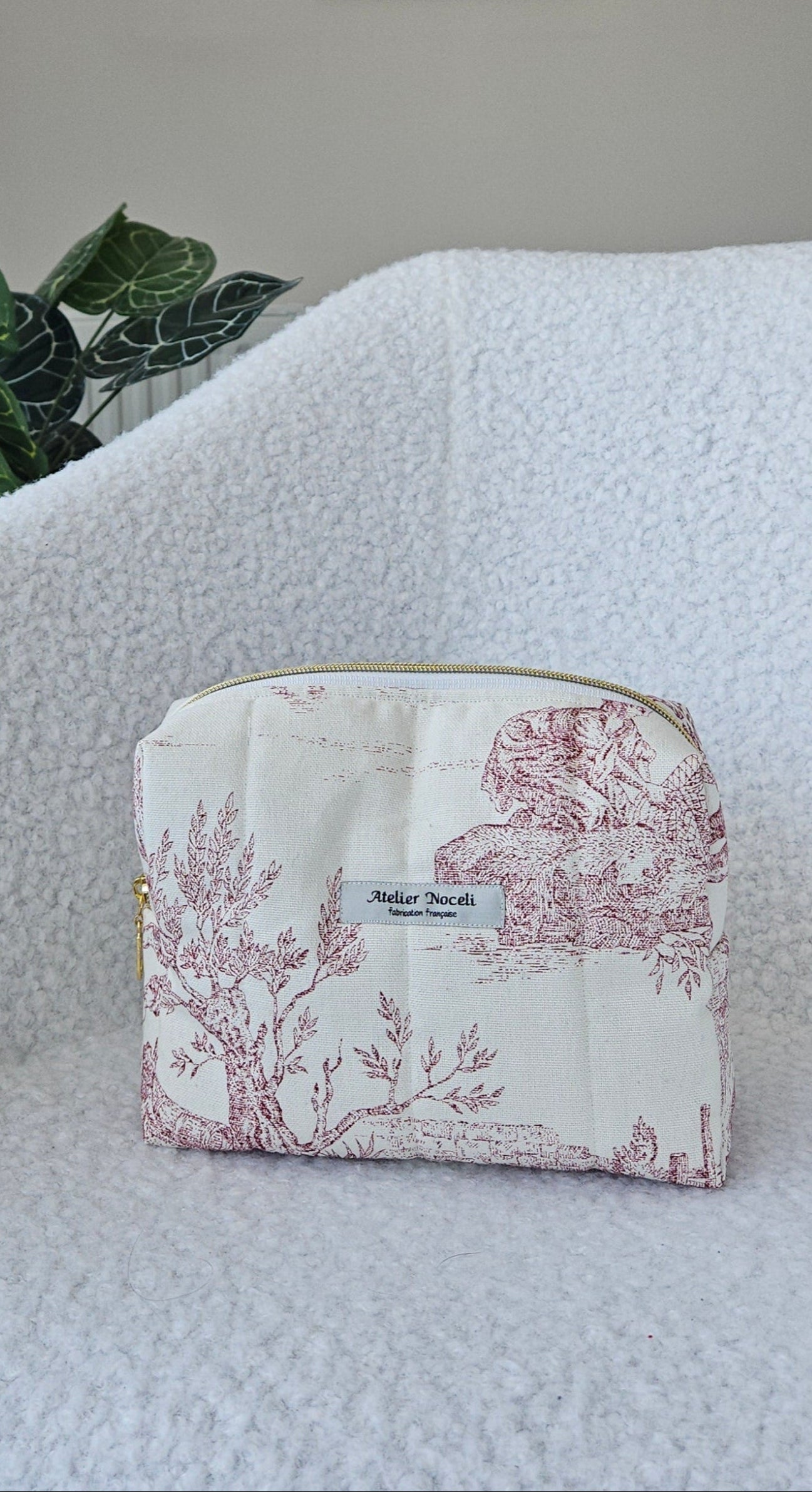 trousse de toilette en toile de jouy trousse à maquillage faite main en france